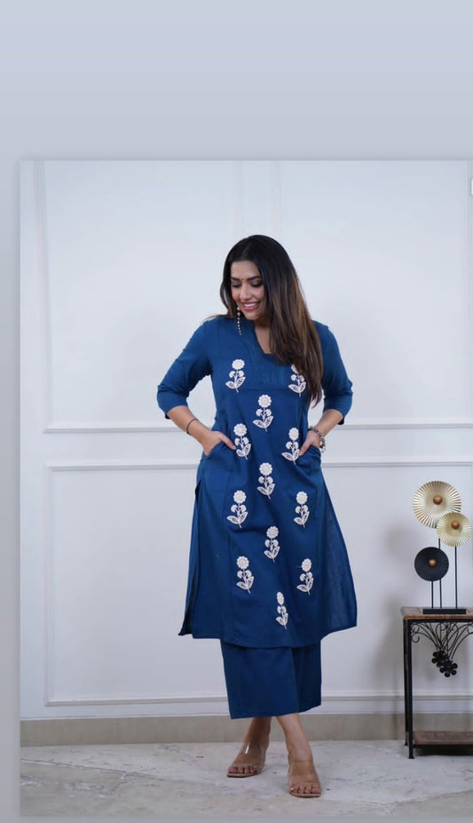 TARANGINI Floral Embroidered Kurti Set