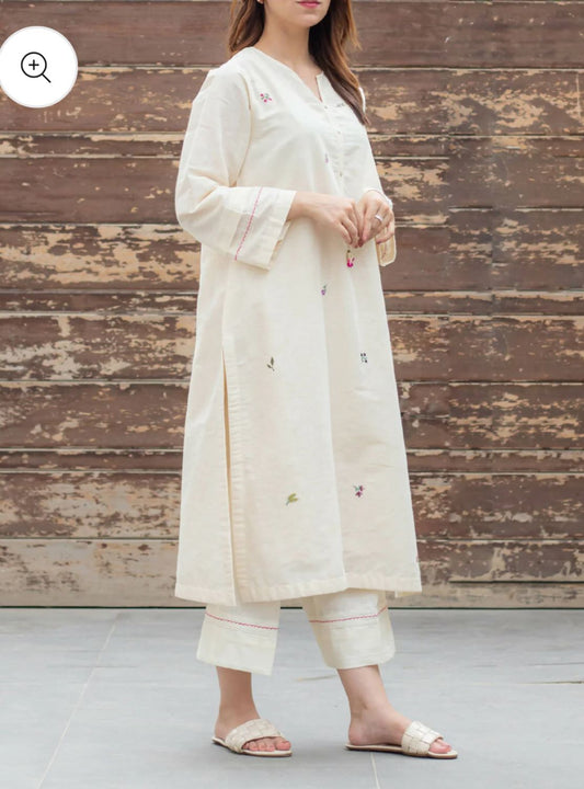 ANVI Hand-Embroidered Cotton Kurti Set
