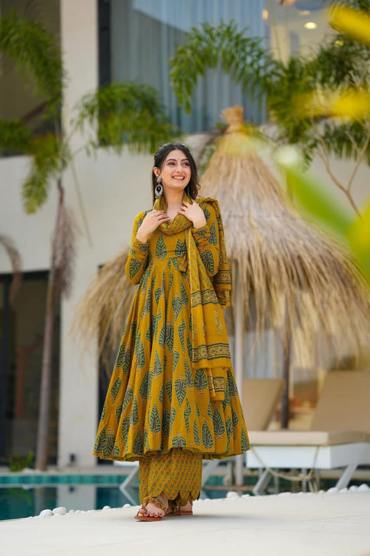 Leaf Motif Printed Anarkali Kurta Set with Dupatta